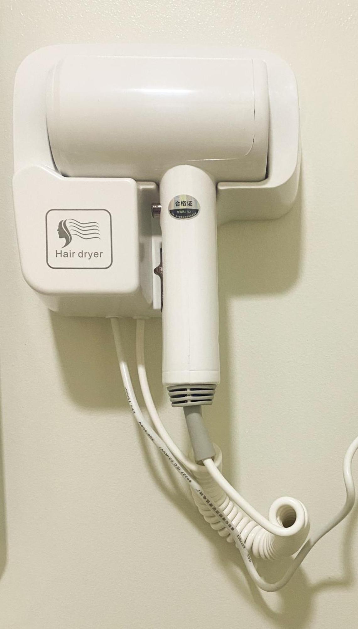 Agape Rentals In Trees Residences 캘루컨 외부 사진
